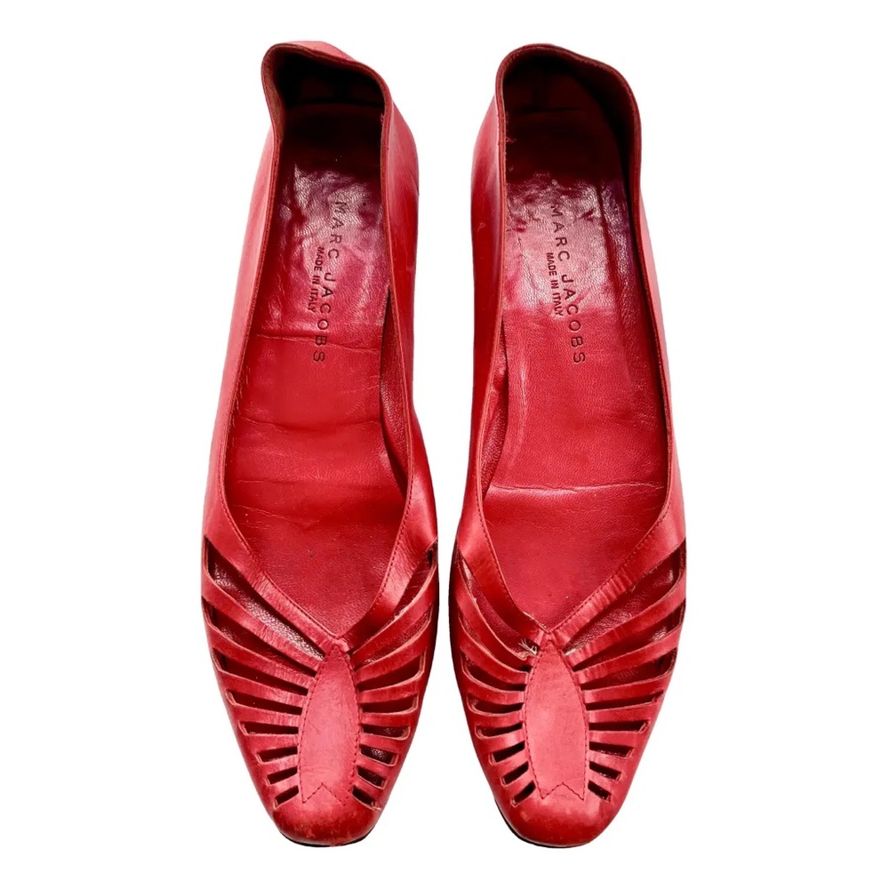 Red leather vintage ballet flags with a very small 1/2 inch heel